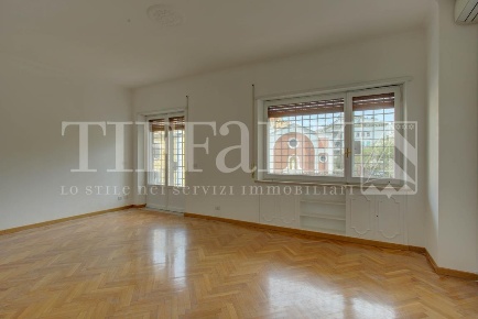 Foto Appartamento in via delle Isole, Roma Trieste - Coppedè di 130 m²