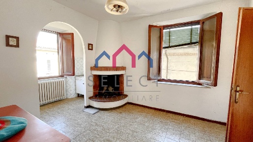 Foto Case semi ndipendenti a Gallicano Centro di 120 m² con 6 locali
