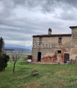 Foto Casale a Cerreto Guidi Stabbia di 310 m² con 11 locali in vendita
