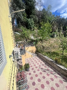 Foto Appartamento a Massa Centro di 60 m² con 3 locali in vendita