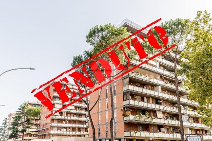 Foto Appartamento in Francesco Gentile, Roma di 80 m² con 3 locali