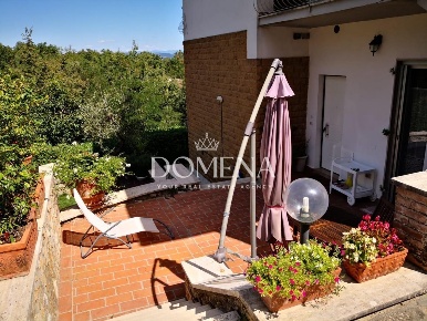 Foto Appartamento a Monteriggioni di 115 m² con 5 locali in vendita