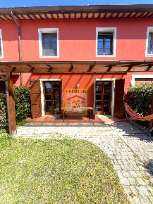 Foto Villa a schiera a Cascina Badia - Musigliano di 90 m² con 4 locali