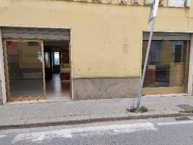 Foto Negozio a Lastra a Signa Malmantile di 140 m² con 3 locali in vendita