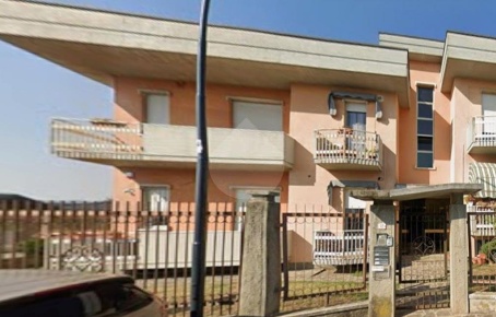 Foto Appartamento in Taranto, Palazzolo sull'Oglio Centro di 156 m²