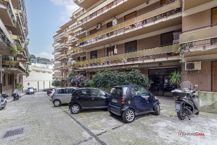 Foto Appartamento in via pietro castelli, Messina Gravitelli di 280 m²