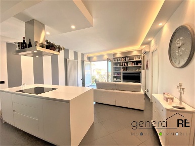 Foto Appartamento a Pescara Colle del Telegrafo - Colle Scorrano di 108 m²