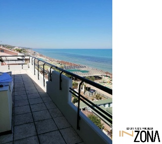 Foto Appartamento in Via C. Colombo, Silvi Silvi Marina di 84 m² in vendita