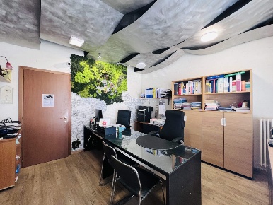 Foto Negozio in Via Nicolò Tartaglia 4, Padova Chiesanuova di 48 m²