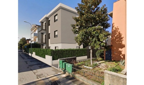 Foto Appartamento in Via Madonnina 5, Borgosatollo Centro di 102 m²