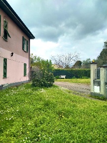 Foto Appartamento in Via della Crociata snc, Sarzana Centro di 100 m²