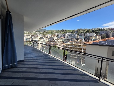 Foto Appartamento in Via Galileo Galilei 57, Sanremo Corso degli Inglesi