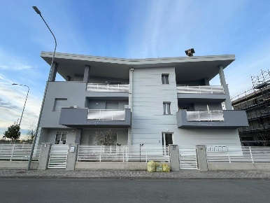 Foto Appartamento in Via Socrate, Nonantola di 138 m² con 4 locali