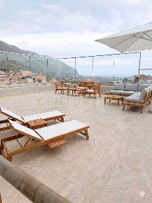 Foto Appartamento in Via Badalamenti, Carini Centro di 105 m² con 4 locali