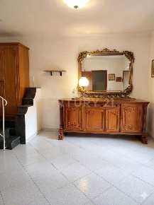 Foto Appartamento in Via Badalamenti, Carini Centro di 105 m² con 4 locali