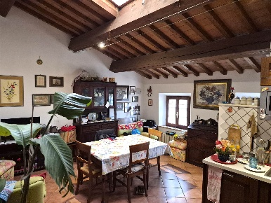 Foto Appartamento a Guardistallo di 67 m² con 4 locali in vendita