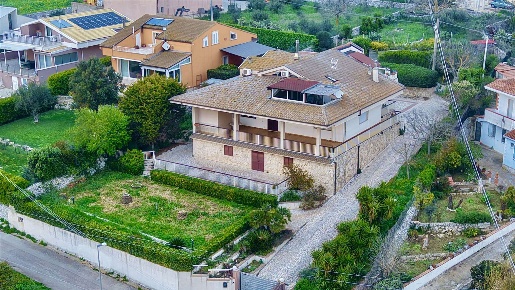 Foto Villa unifamiliare in C.da Fortugnello snc, Ragusa di 287 m²