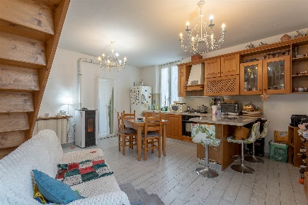 Foto Casa indipendente in via Pimentel, Campi Bisenzio di 171 m² in vendita