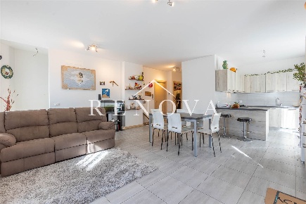 Foto Appartamento in via arturo giusto, San Zeno di Montagna San Zeno