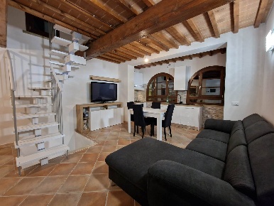 Foto Appartamento a Monteverdi Marittimo di 76 m² con 3 locali in vendita