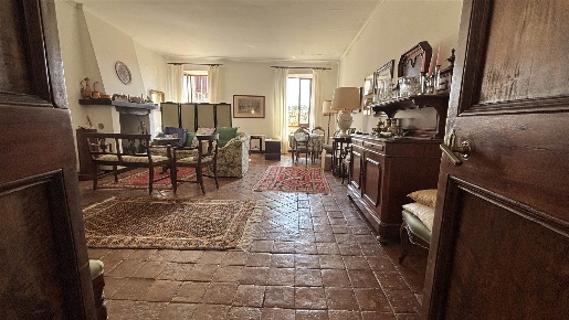 Foto Appartamento a Collevecchio Centro di 135 m² con 4 locali in vendita