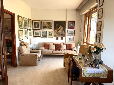Foto Appartamento in Via Fratelli Di Dio  34, Sesto San Giovanni di 100 m²