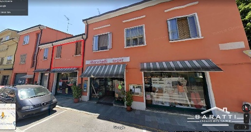 Foto Attività commerciale a Suzzara Centro di 180 m² con 4 locali
