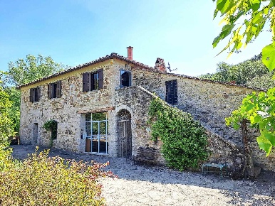 Foto Rustico a Gaiole in Chianti di 511 m² con 12 locali in vendita