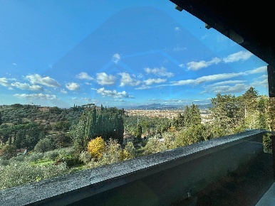 Foto Appartamento a Firenze San Marcellino di 110 m² con 4 locali