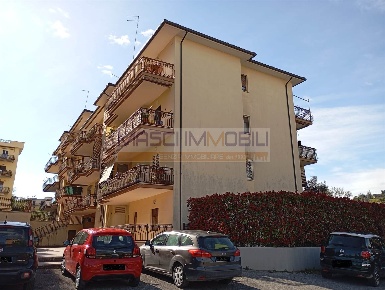 Foto Appartamento in Via Tiberina  75, Fiano Romano di 100 m² con 4 locali
