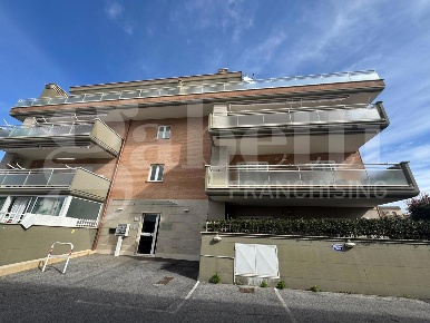 Foto Appartamento in Via della LibertÃ  31, Marino Frattocchie di 68 m²