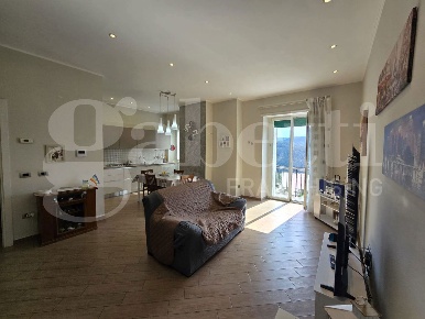 Foto Appartamento in Via Ermanno D'Apollonio 43, Isernia Centro di 133 m²