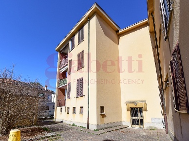 Foto Appartamento in Via Don Gnocchi 3, Cabiate di 70 m² con 2 locali