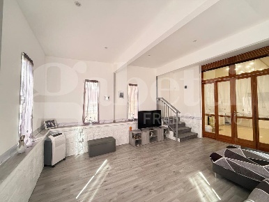 Foto Appartamento in Rossini, Alpignano di 140 m² con 5 locali in vendita