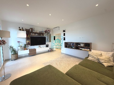 Foto Appartamento a Camaiore Capezzano Pianore di 133 m² con 5 locali