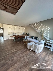 Foto Villa a schiera a Suzzara di 200 m² con 8 locali in vendita