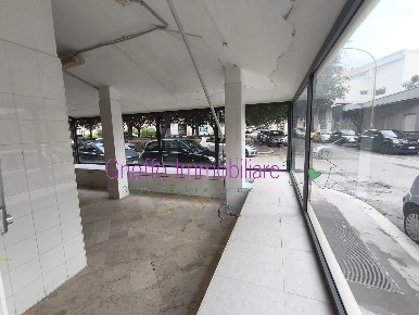 Foto Attività commerciale a Trapani Centro di 422 m² con 1 locali