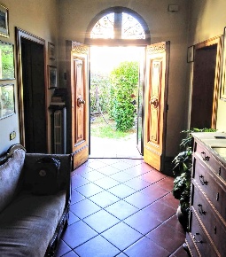 Foto Casa indipendente a Serravalle Pistoiese Cantagrillo Casalguidi