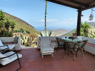 Foto Villa unifamiliare a Lipari Vulcano Piano di 79 m² con 3 locali