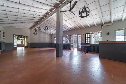 Foto Ristorante in Vernome  17, Castelletto sopra Ticino di 213 m²