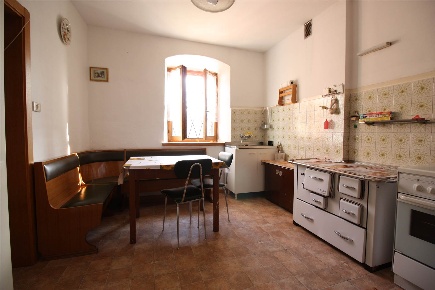 Foto Rustico a Ville di Fiemme di 300 m² con 13 locali in vendita