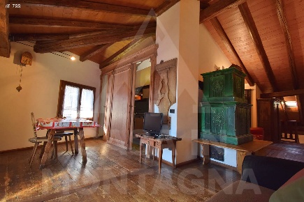 Foto Appartamento a Ville di Fiemme di 86 m² con 4 locali in vendita