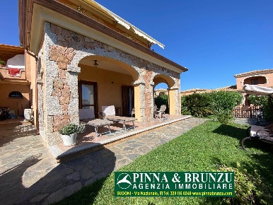 Foto Appartamento a San Teodoro Centro di 86 m² con 3 locali in vendita