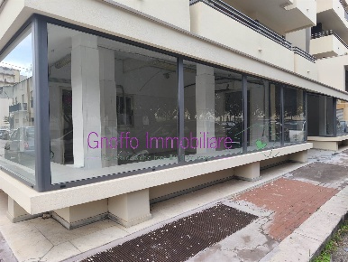 Foto Attività commerciale a Trapani Centro di 156 m² con 1 locali