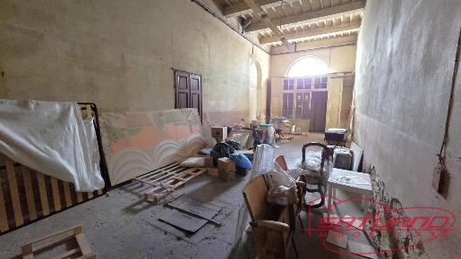 Foto Locale commerciale a Lucca San Concordio di 100 m² con 3 locali