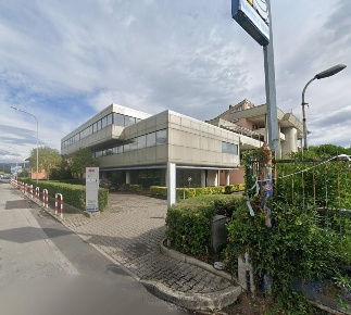 Foto Laboratorio a Viareggio Terminetto - Migliarina di 129 m² con 2 locali