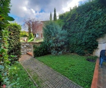 Foto Appartamento a Santa Luce Pomaia di 65 m² con 3 locali in vendita