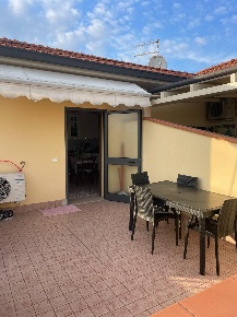 Foto Appartamento a Santa Maria a Monte Centro di 70 m² con 3 locali