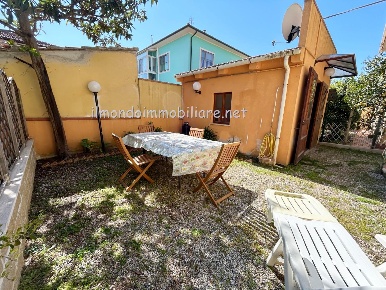 Foto Appartamento a Rosignano Marittimo Vada di 100 m² con 5 locali