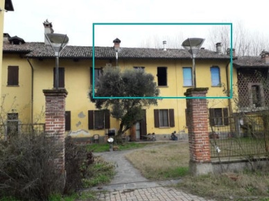 Foto Appartamento a Vellezzo Bellini Centro di 118 m² con 4 locali